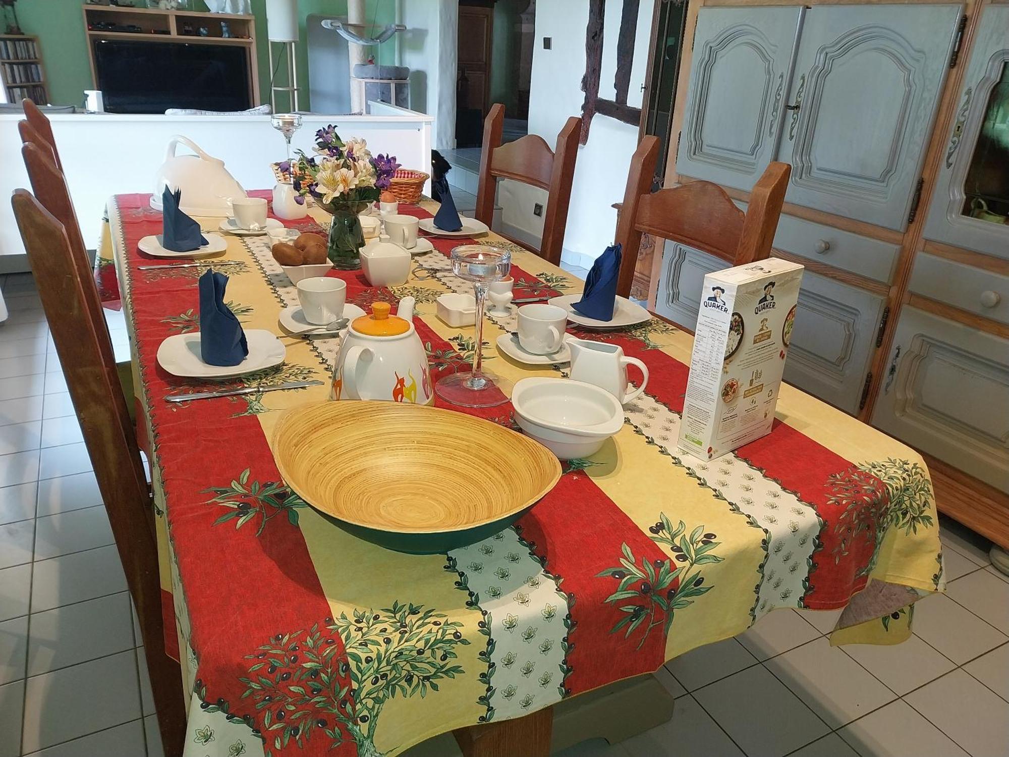 Les Bernus Bed & Breakfast Monfaucon  Екстериор снимка