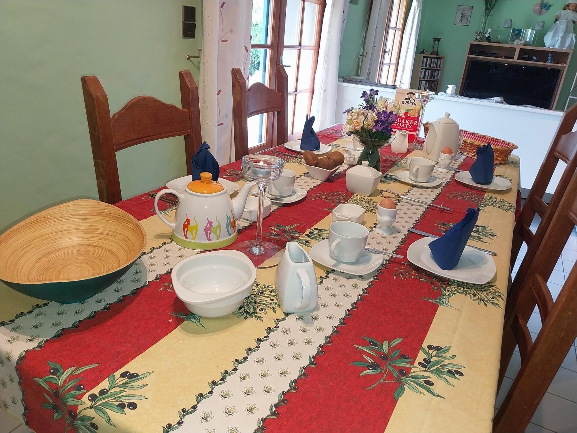 Les Bernus Bed & Breakfast Monfaucon  Екстериор снимка