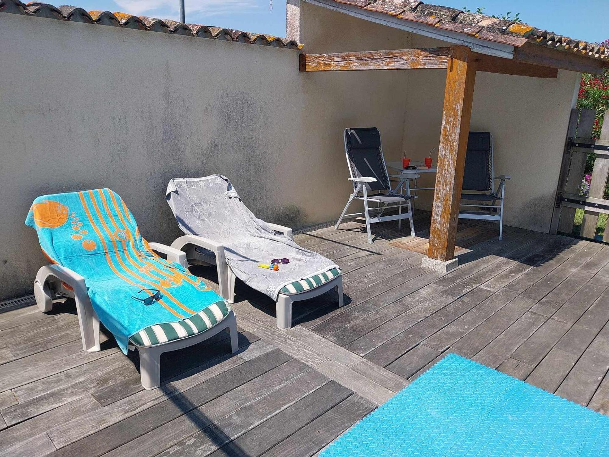 Les Bernus Bed & Breakfast Monfaucon  Екстериор снимка